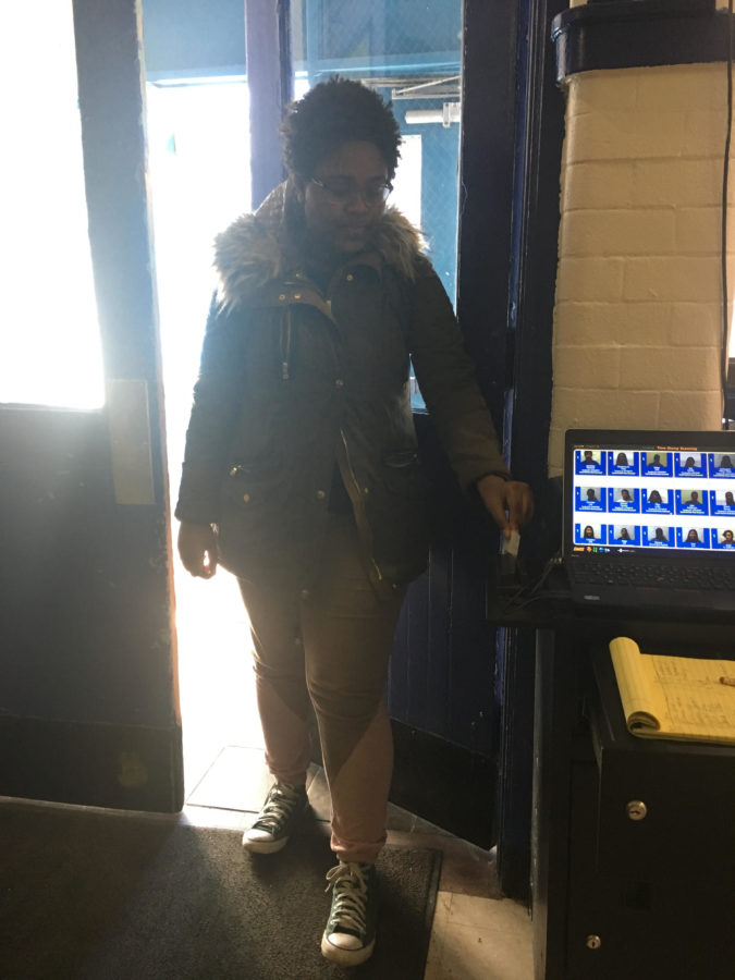 Photo obtained from the entrance of the iSchool as Hailey swipes her ID at the entrance right on time at around 8:40 on a Wednesday morning. 