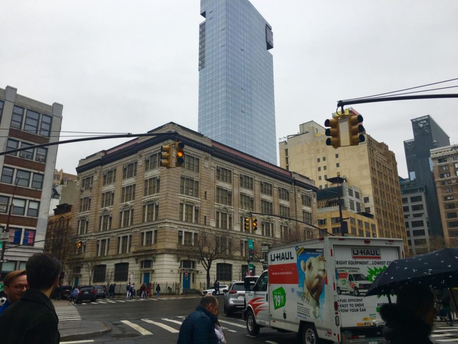 Photo of the NYC iSchool building 